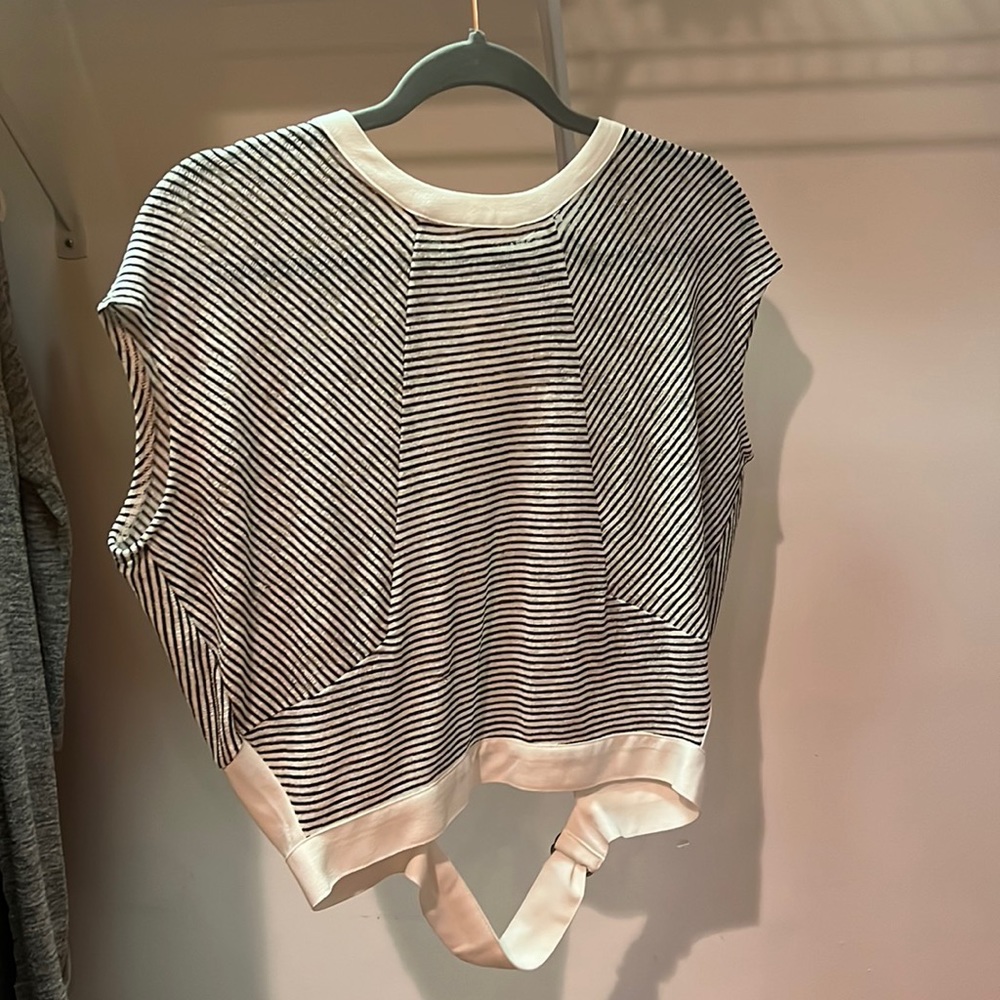 XS backless top